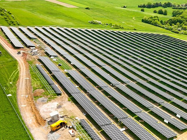 Aerial view of the Kreimbach solar park.